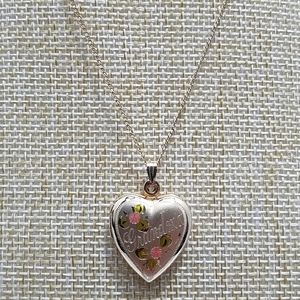 14KGF heart locket with chain.